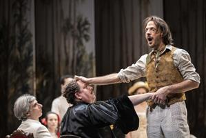 Vincent Dedienne et la troupe du Mariage de Figaro