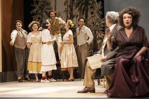 Vincent Dedienne et la troupe du Mariage de Figaro