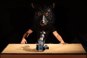 Dans cette fable, Lucile Beaune pointe avec éloquence, humour et poési