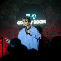 Venez découvrir les meilleurs humoristes du moment au 7-9 Comedy Room,
