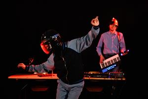 Le théâtre ne s’intéresse pas à la loi, il s'intéresse à l’injustice. 