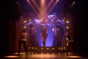 Une comédie musicale déjantée, entre Spamalot et Les Producteurs, mais