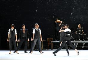 Ce spectacle, composé de chansons et écrits éparses - comme autant de 