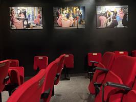Une histoire hors normeC'est dans ce petit coin de Paris, le Quart