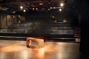 Un Centre National d’Art et EssaiLe Lucernaire Forum a été créé en