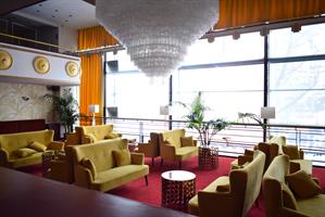 Accueil du publicDes débuts difficilesLe succès du café-concertDes tra