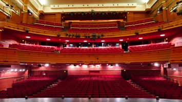 Accueil du publicDes débuts difficilesLe succès du café-concertDes tra