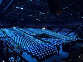En 1960 à son ouverture, le Palais des Sports est une prouesse archite