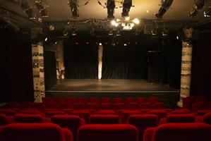 Le Théâtre Le Passage vers les Etoiles est une salle de spectacle pari