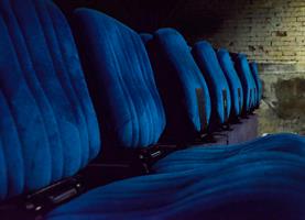 Par une programmation exigeante, ouverte et pluridisciplinaire (théâ