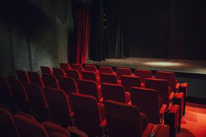 Deux salles, flambant neuves, au 34 rue Richer, accolées aux Folies Be