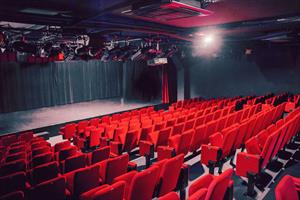 Deux salles, flambant neuves, au 34 rue Richer, accolées aux Folies Be