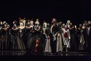 Un bal masqué - Opéra Bastille | THEATREonline