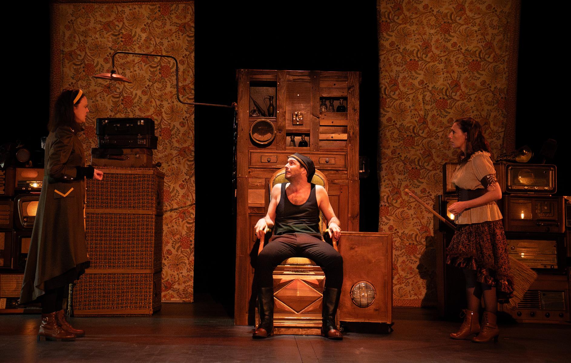Le malade imaginaire - Lucernaire | THEATREonline